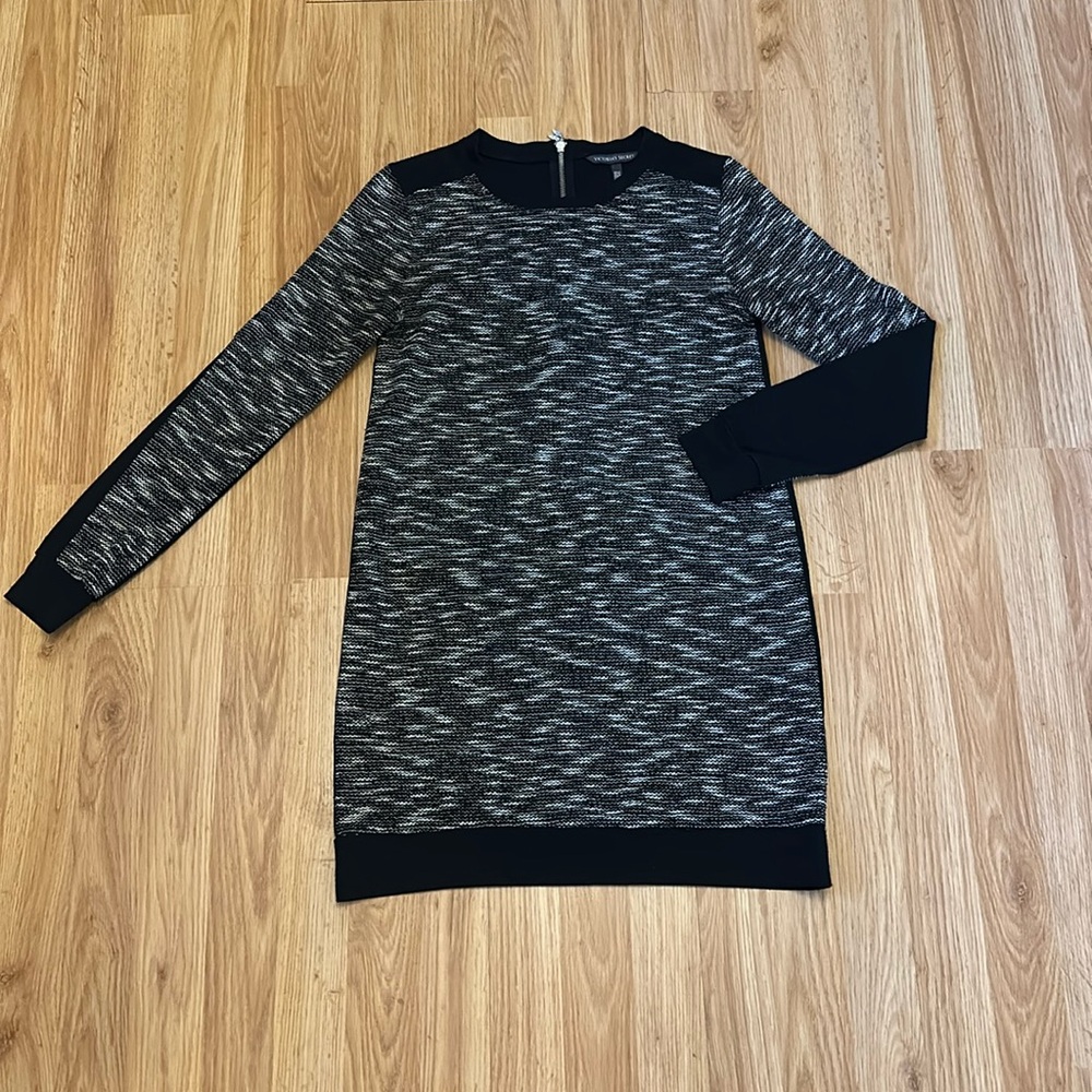 Victoria’s Secret knee length dress
